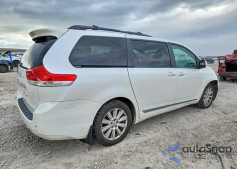 2012 Toyota Sienna Xle z USA, uszkodzony, nr VIN 5TDDK3DC7CS046508